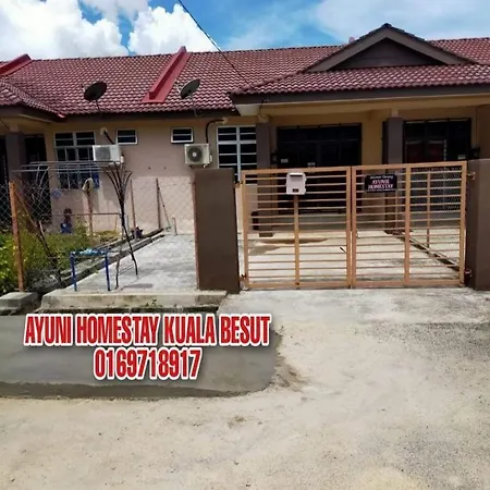 Ayuni Homestay Kuala Besut Terengganu Exterior photo
